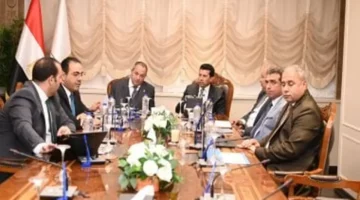 تطوير استاد المصري يتصدر لقاء وزير الرياضة مع محافظ بورسعيد لمناقشة الخطوات التنفيذية 1